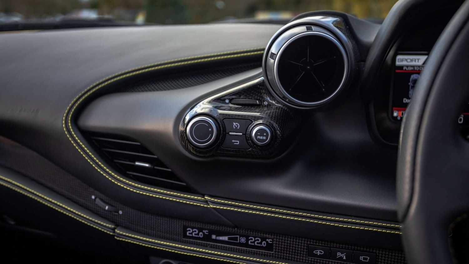 Used Ferrari F8 Spider 2021 for sale - 77257261: Photo 27