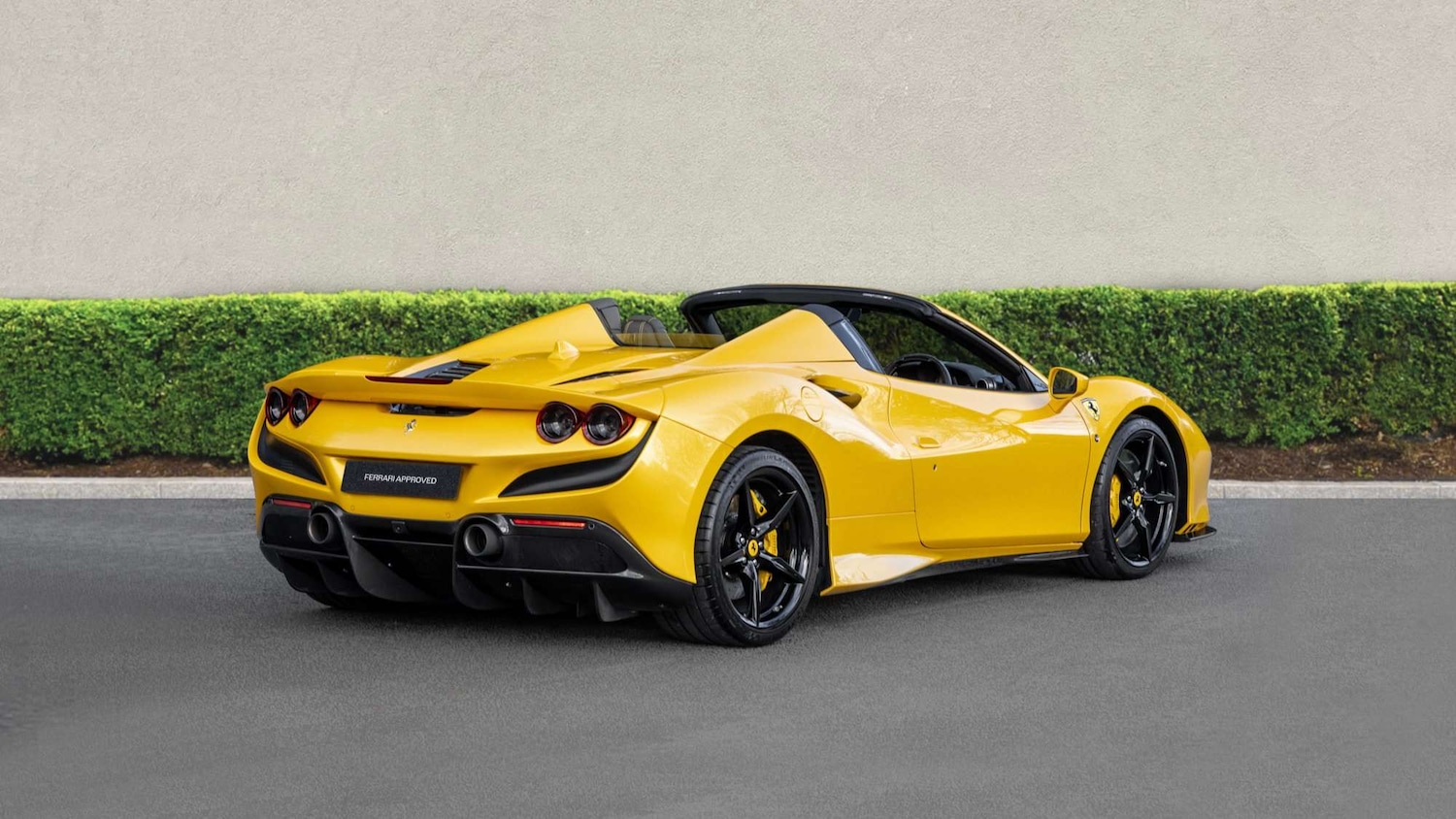 Used Ferrari F8 Spider 2021 for sale - 77257261: Photo 3