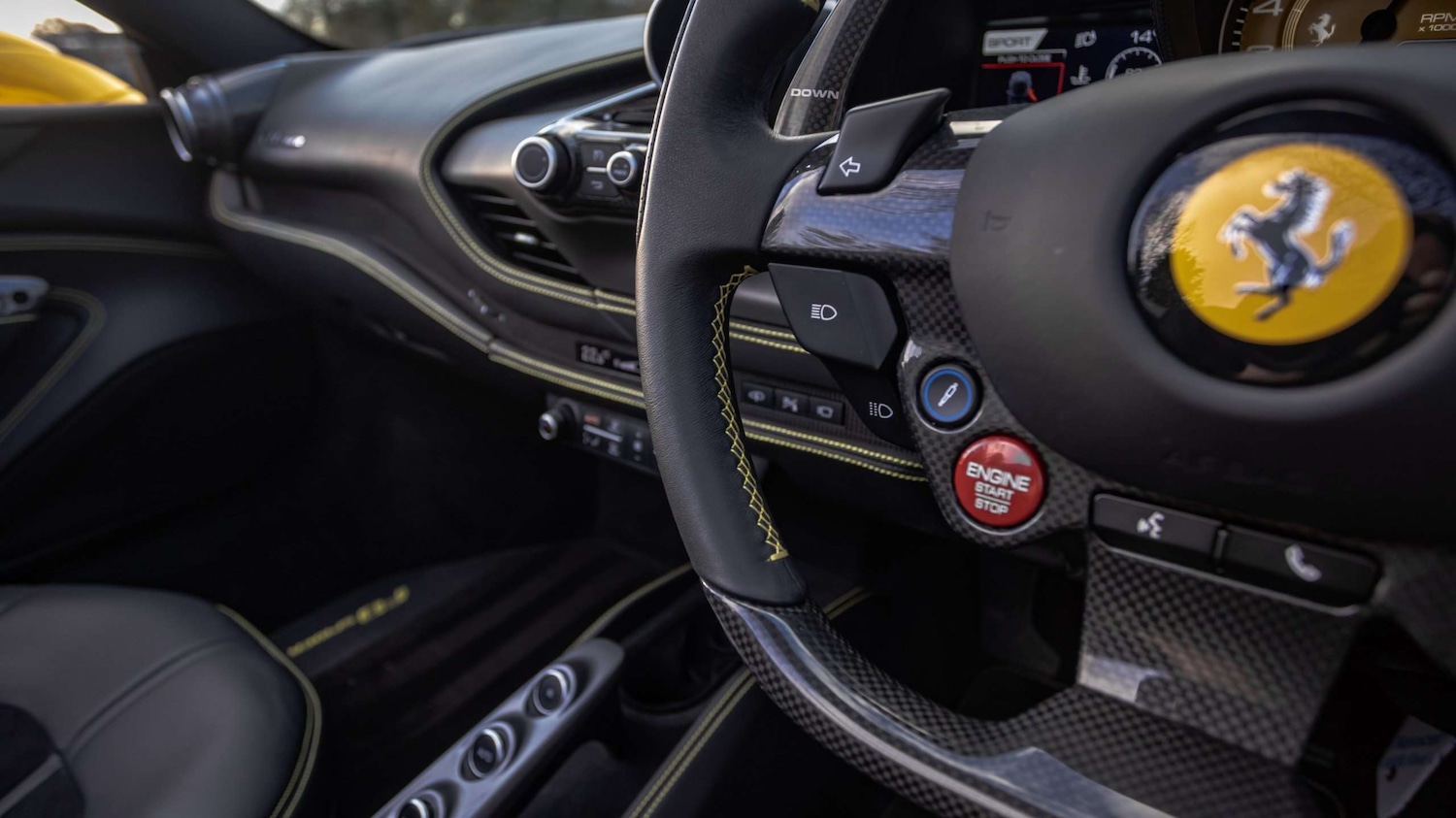 Used Ferrari F8 Spider 2021 for sale - 77257261: Photo 30