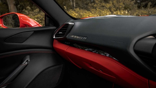 Used Ferrari 488 2016 for sale - 75390521: Photo 13