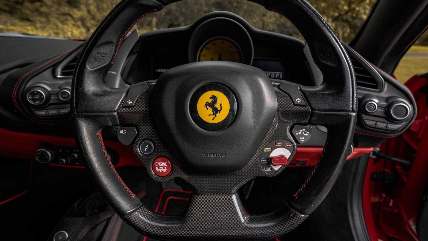 Used Ferrari 488 2016 for sale - 75390521: Photo 14