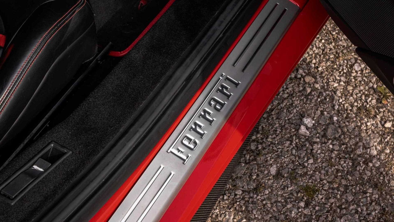 Used Ferrari 488 2016 for sale - 75390521: Photo 28