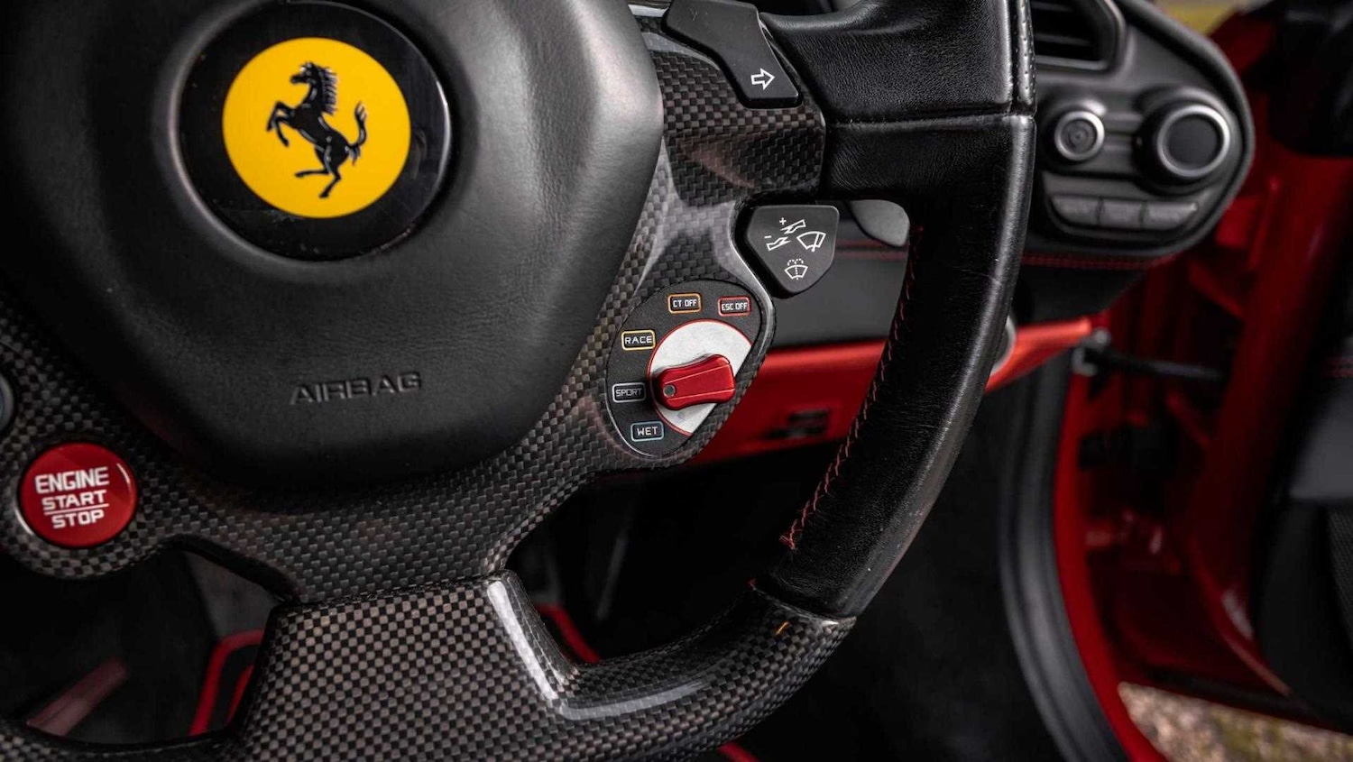 Used Ferrari 488 2016 for sale - 75390521: Photo 29