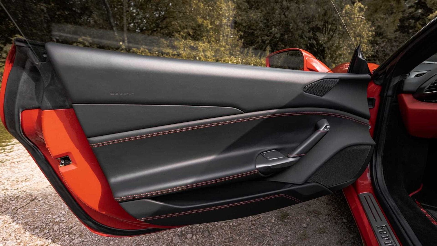 Used Ferrari 488 2016 for sale - 75390521: Photo 34