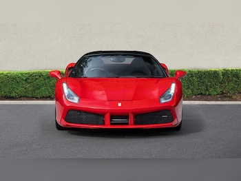 Used Ferrari 488 2016 for sale - 75390521: Photo