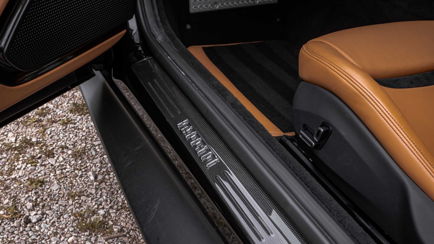 Used Ferrari Roma 2022 for sale - 76540759: Photo 19