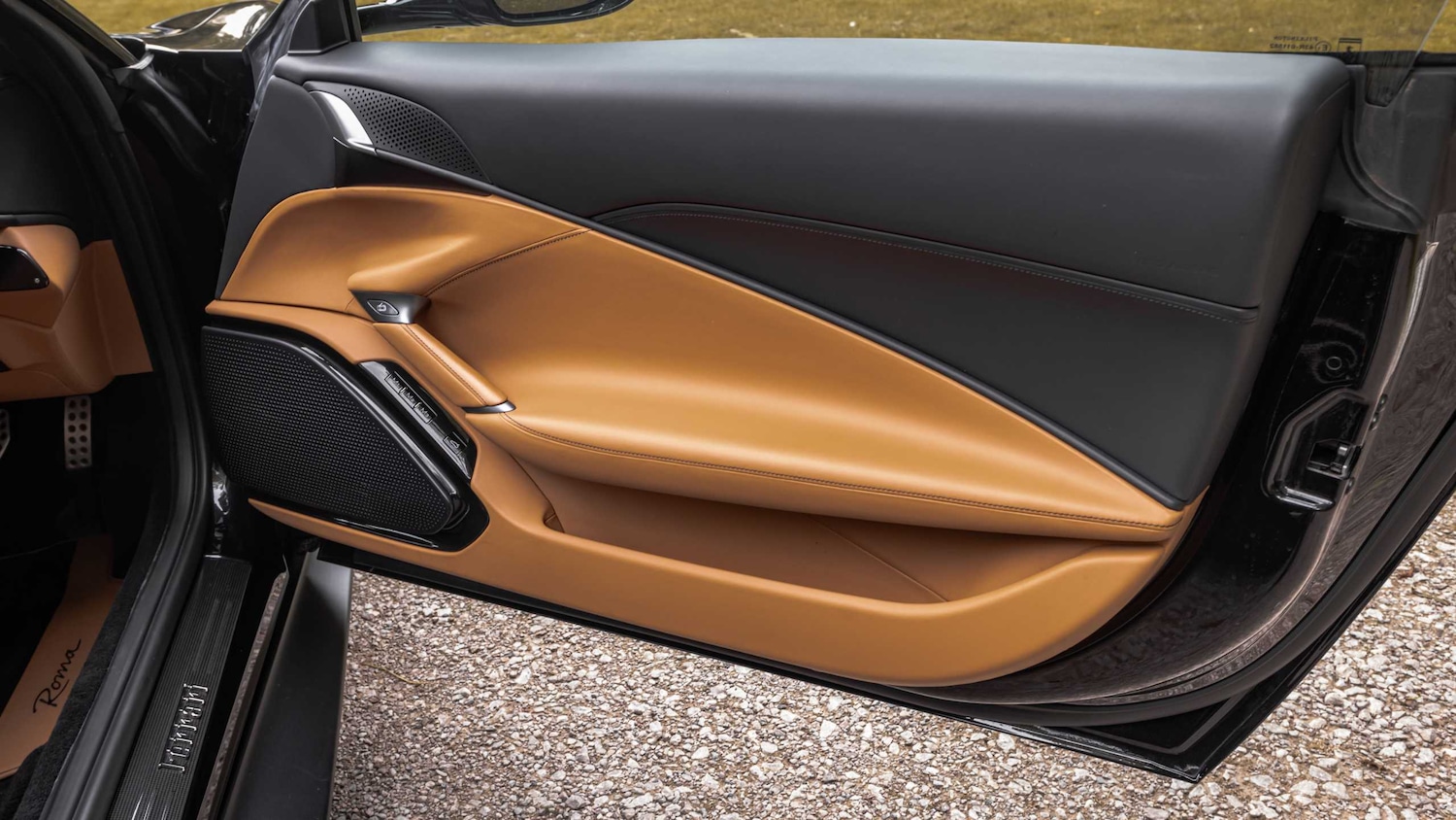 Used Ferrari Roma 2022 for sale - 76540759: Photo 25