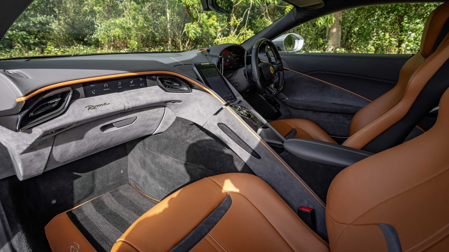 Used Ferrari Roma 2021 for sale - 77076664: Photo 10