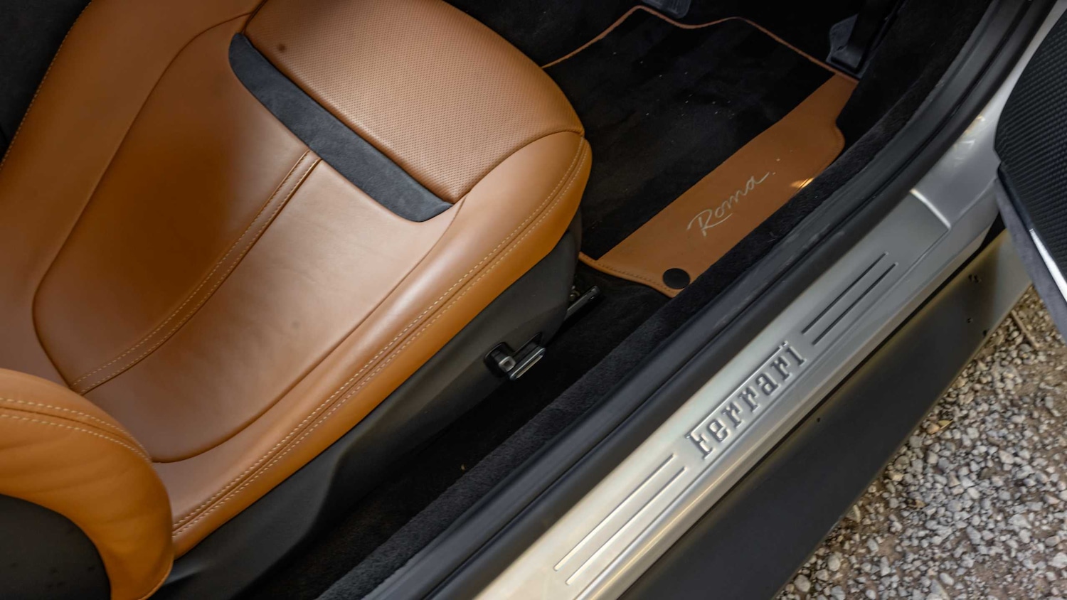 Used Ferrari Roma 2021 for sale - 77076664: Photo 24