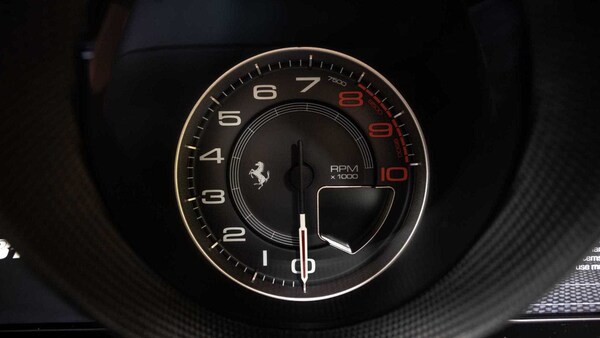 Used Ferrari F8 Tributo 2020 for sale - 75373468: Photo 17