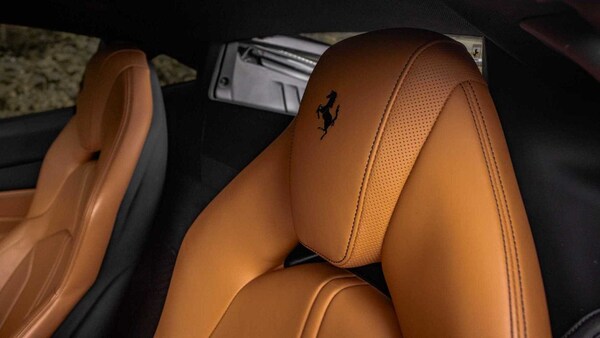 Used Ferrari F8 Tributo 2020 for sale - 75373468: Photo 22