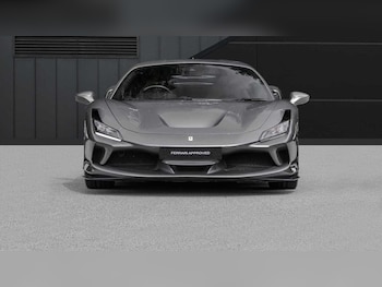 Used Ferrari F8 Tributo 2020 for sale - 75373468: Photo