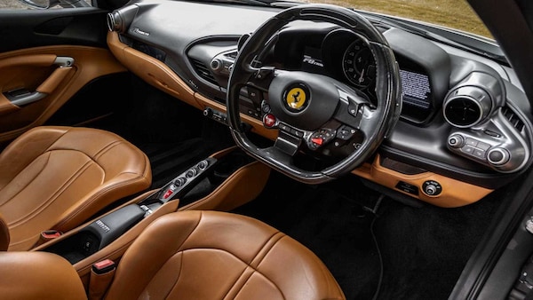 Used Ferrari F8 Tributo 2020 for sale - 75373468: Photo 9