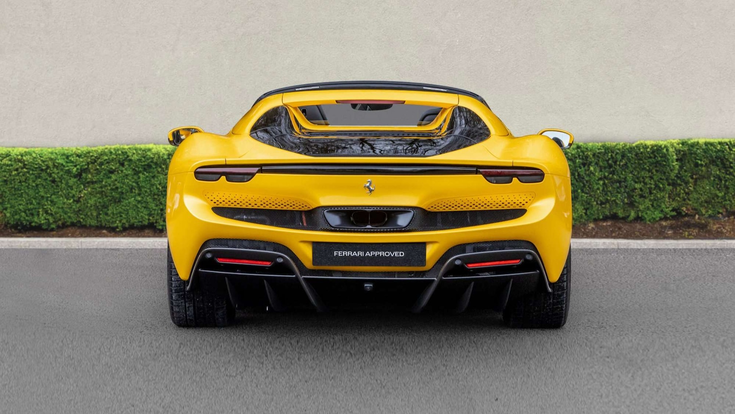 Used Ferrari 296 GTS 2023 for sale - 77147349: Photo 10