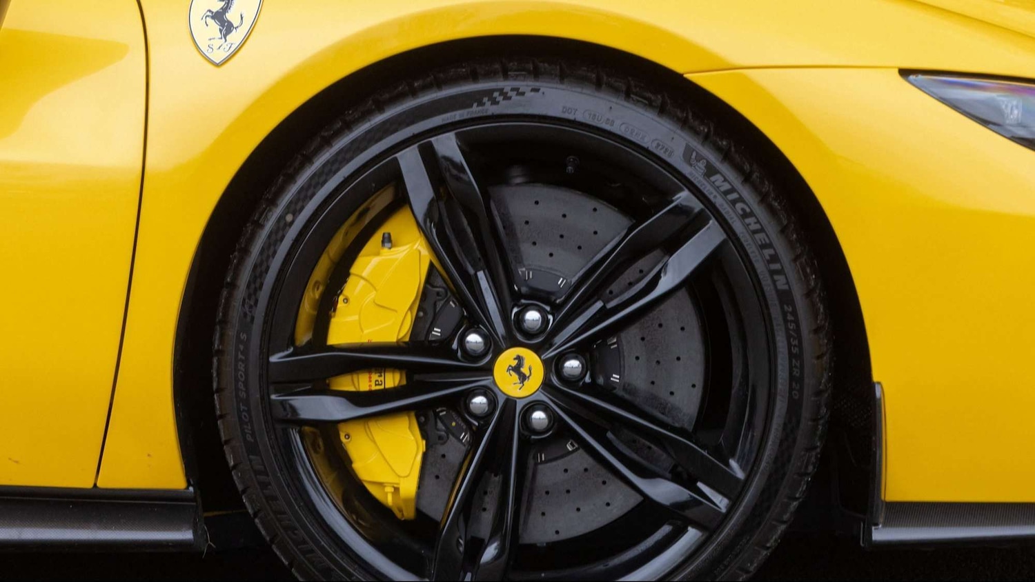 Used Ferrari 296 GTS 2023 for sale - 77147349: Photo 12