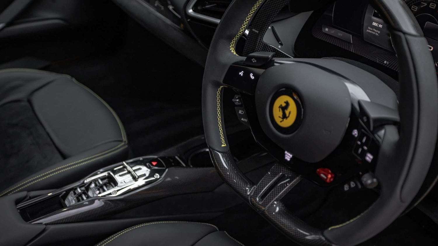 Used Ferrari 296 GTS 2023 for sale - 77147349: Photo 13