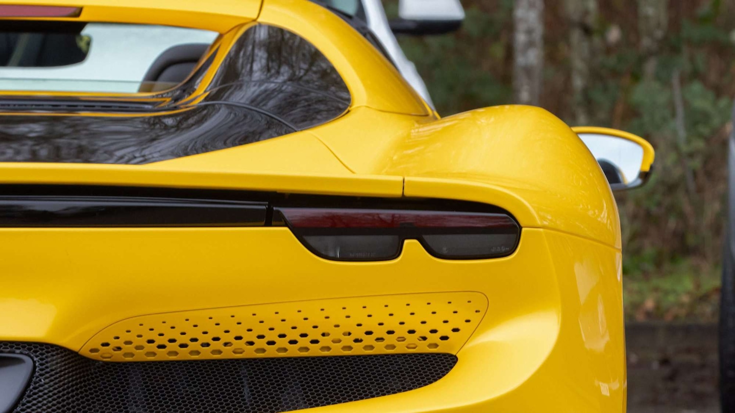 Used Ferrari 296 GTS 2023 for sale - 77147349: Photo 31