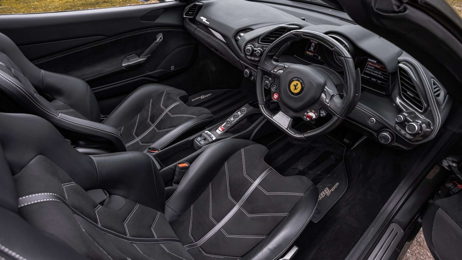 Used Ferrari 488 2018 for sale - 77414732: Photo 15