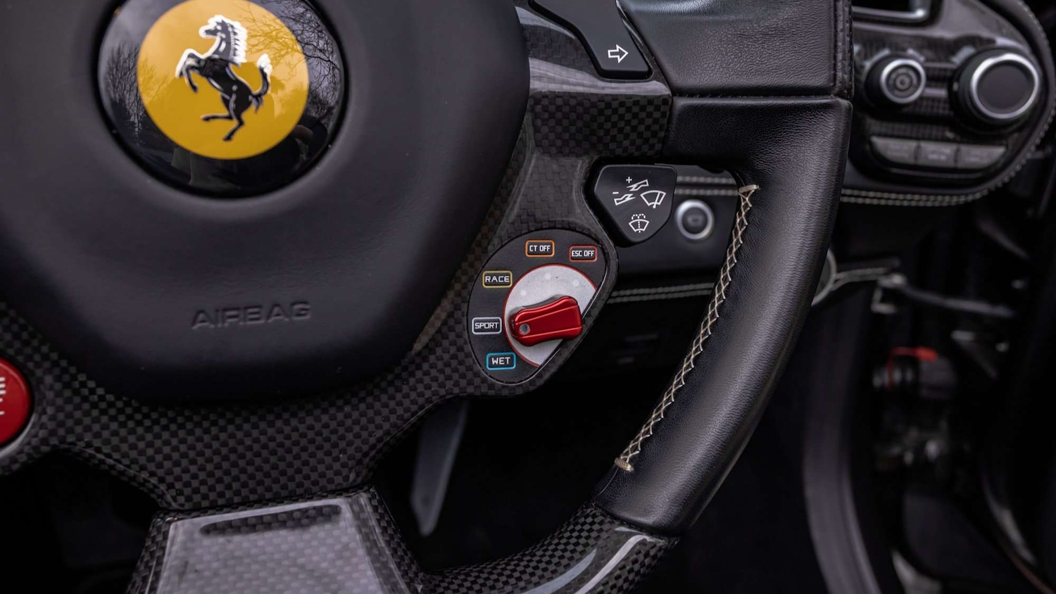 Used Ferrari 488 2018 for sale - 77414732: Photo 20