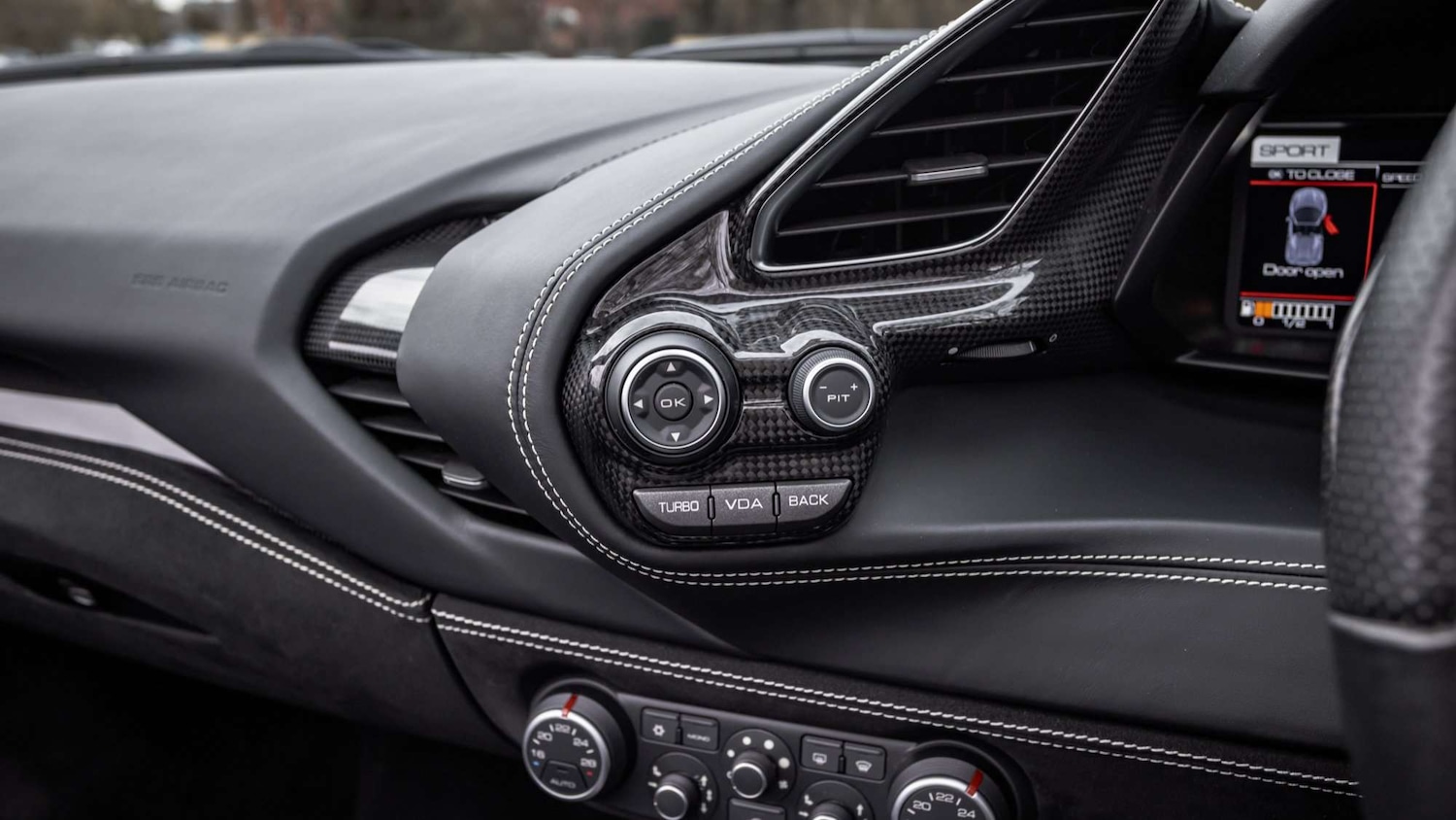 Used Ferrari 488 2018 for sale - 77414732: Photo 25