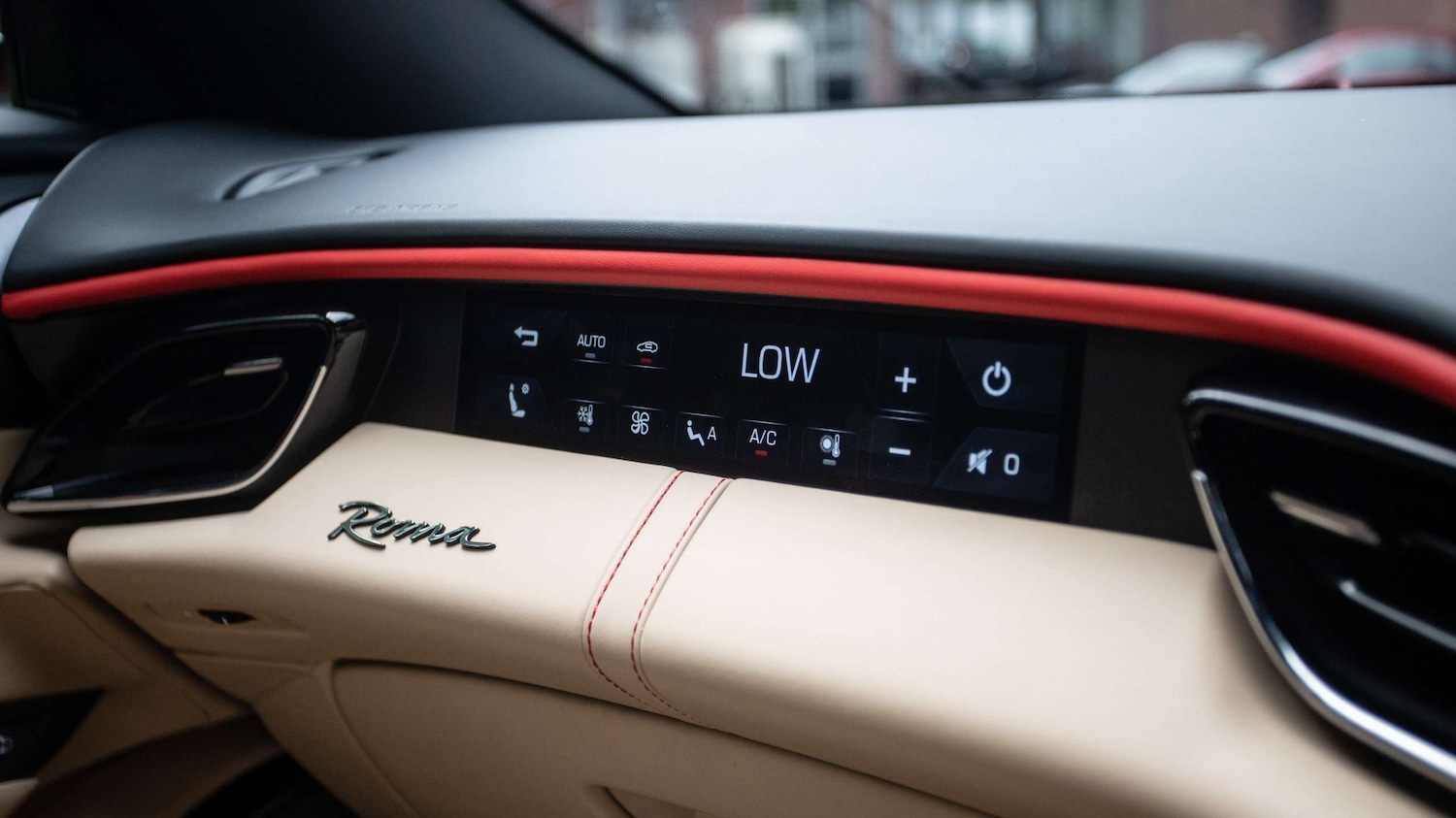 Used Ferrari Roma 2021 for sale - 77147387: Photo 18