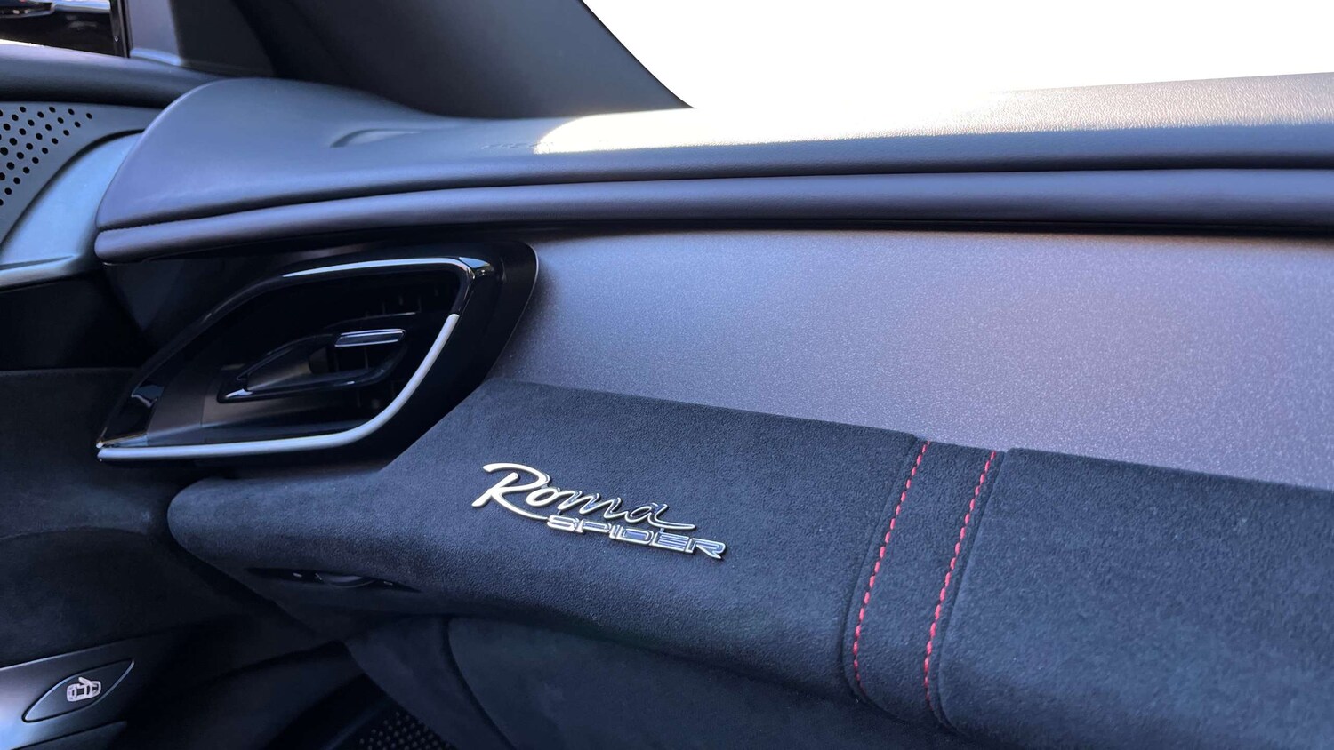 Used Ferrari Roma 2024 for sale - 77553203: Photo 21