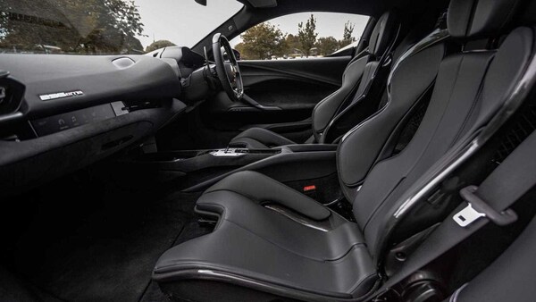 Used Ferrari 296 GTB 2023 for sale - 75217665: Photo 14