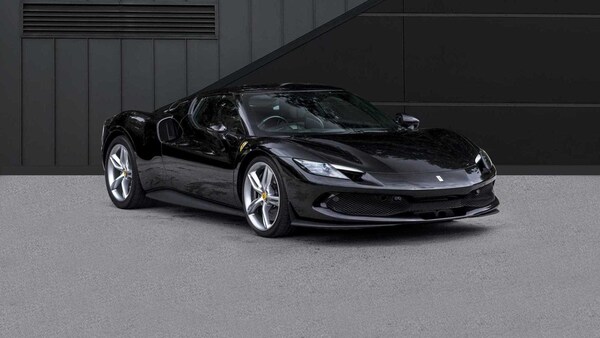 Used Ferrari 296 GTB 2023 for sale - 75217665: Photo 2
