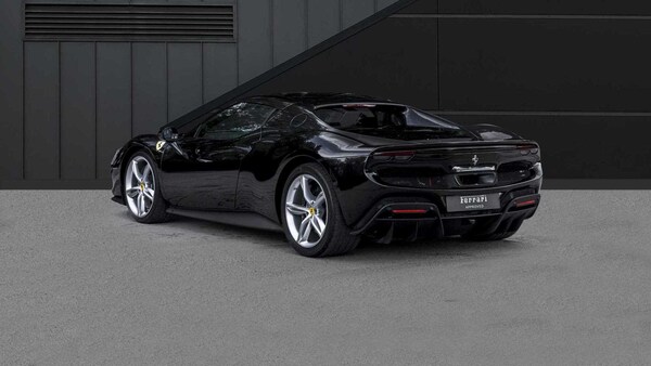 Used Ferrari 296 GTB 2023 for sale - 75217665: Photo 5
