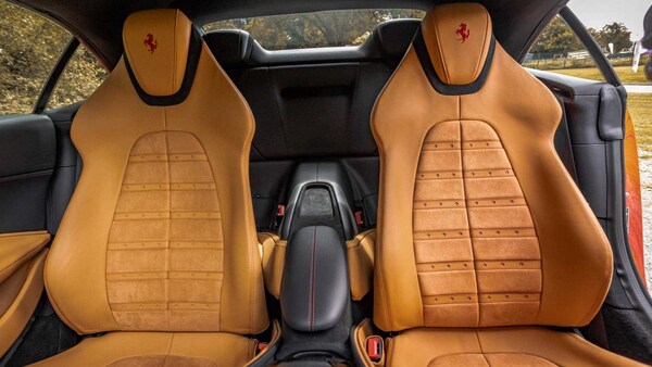 Used Ferrari Roma 2025 for sale - 75353973: Photo 12