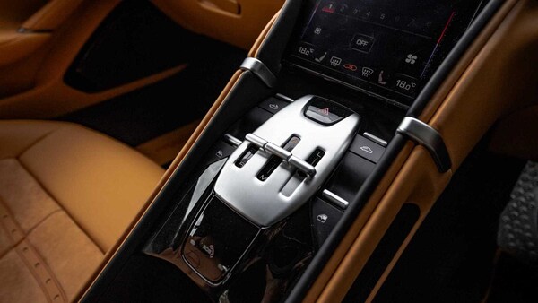 Used Ferrari Roma 2025 for sale - 75353973: Photo 19