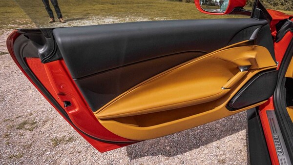 Used Ferrari Roma 2025 for sale - 75353973: Photo 24