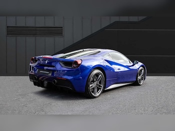 Used Ferrari 488 2016 for sale - 75217983: Photo