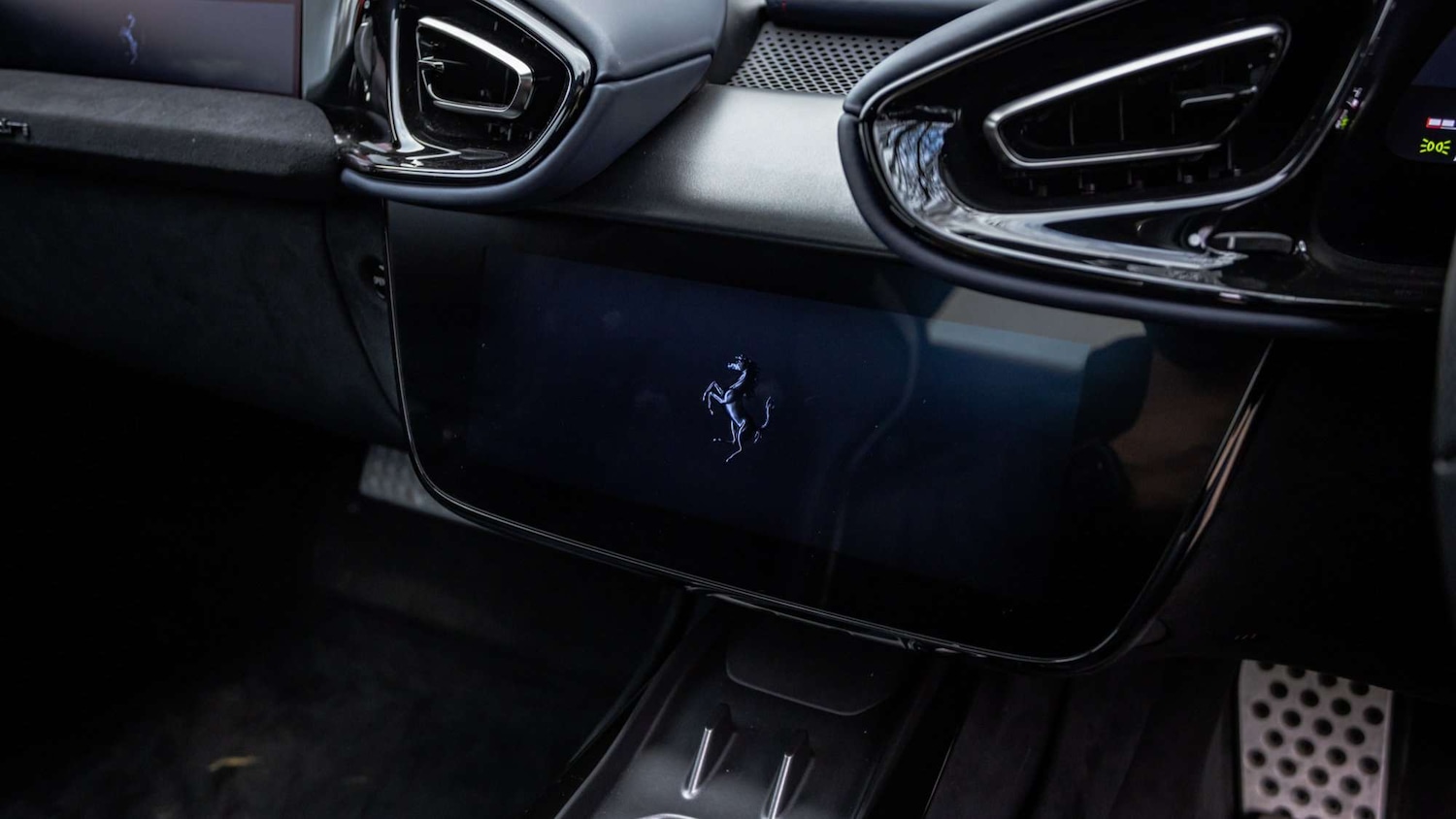 Used Ferrari 12 Cilindri 2025 for sale - 77996052: Photo 18