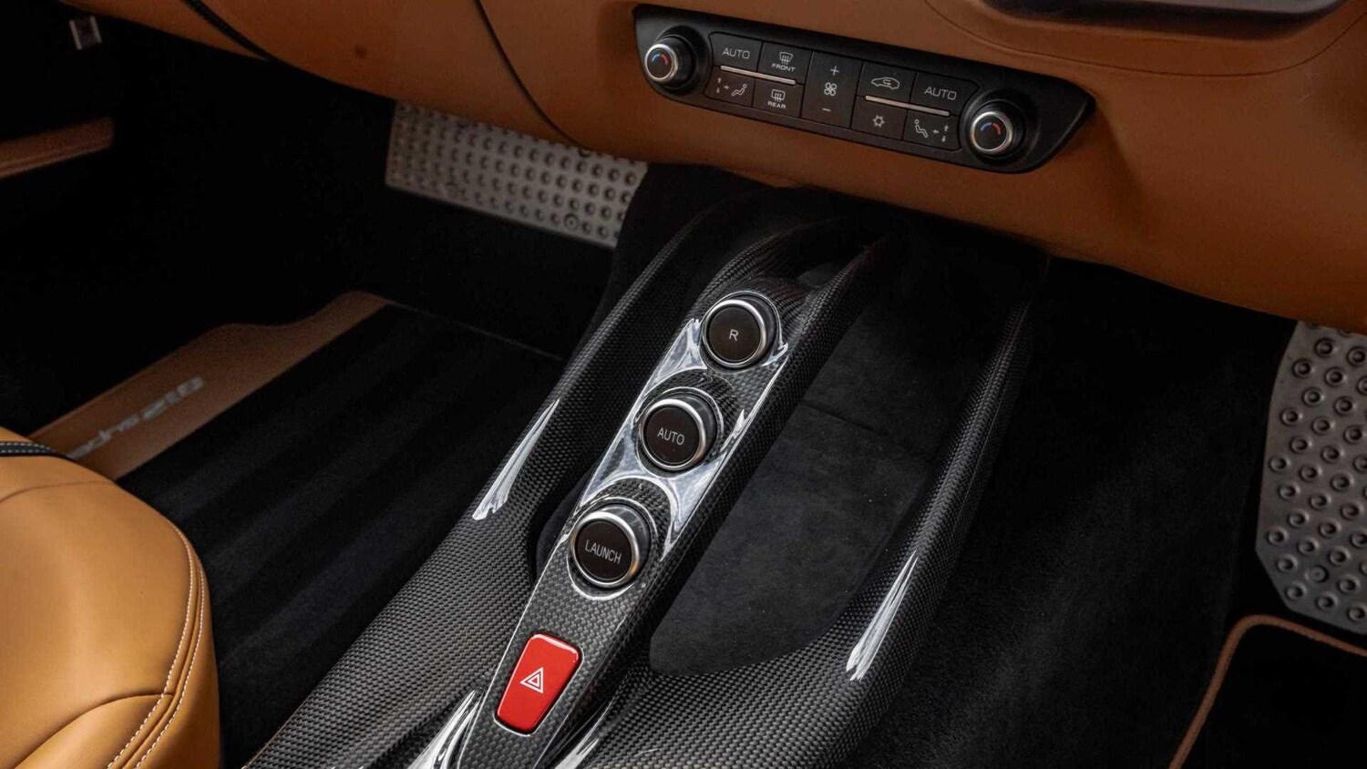 Used Ferrari 812 Superfast 2021 for sale - 76125828: Photo 29