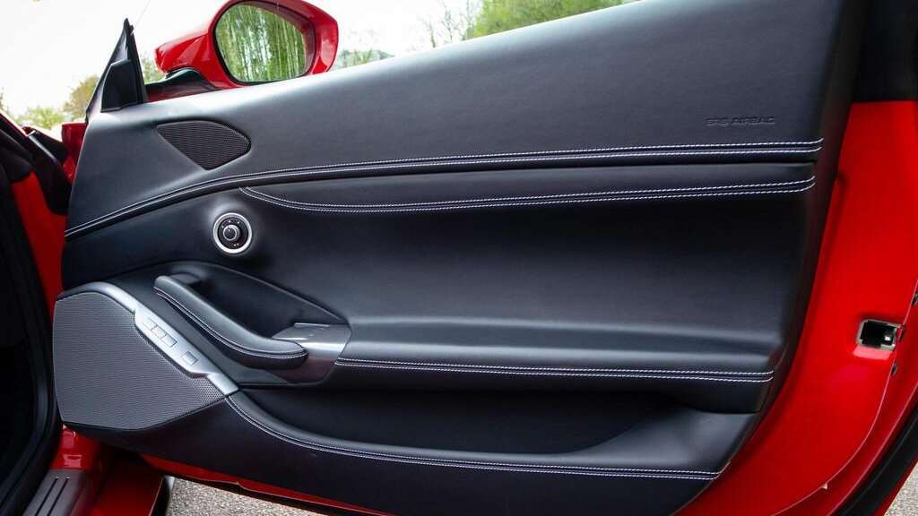 Used Ferrari Portofino 2019 for sale - 77158621: Photo 11