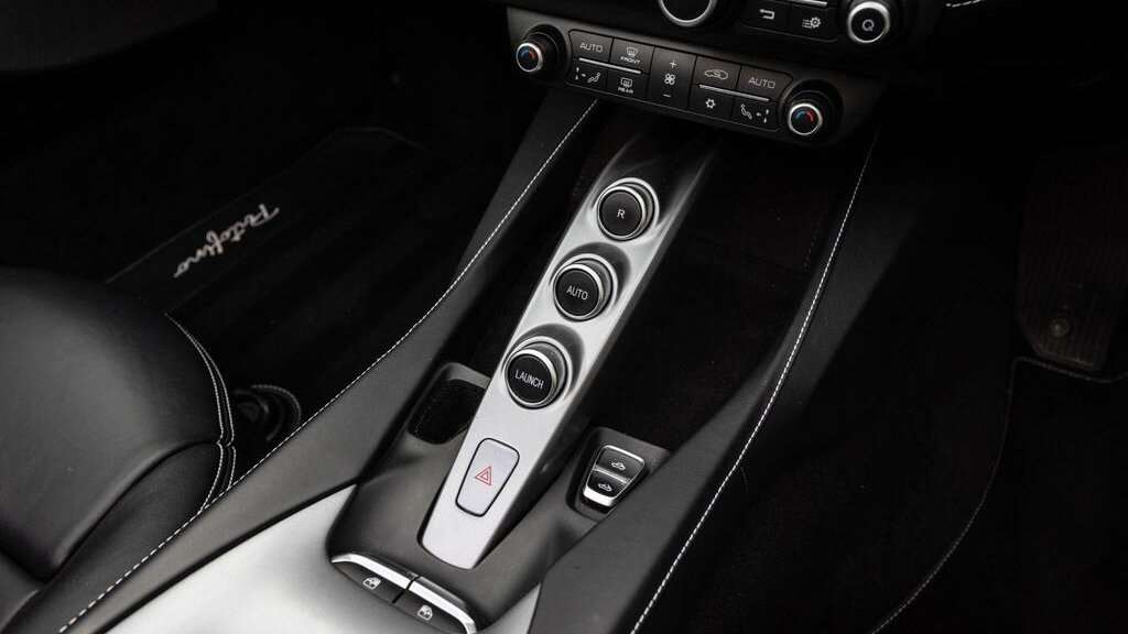 Used Ferrari Portofino 2019 for sale - 77158621: Photo 21