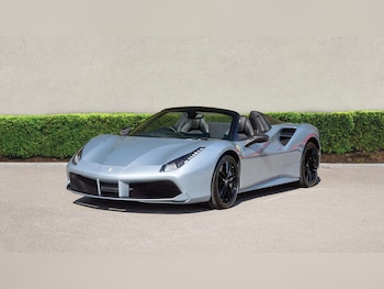 Used Ferrari 488 2016 for sale - 78639321: Photo