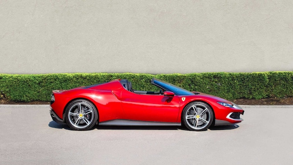 Used Ferrari 296 GTS 2023 for sale - 75218048: Photo 3