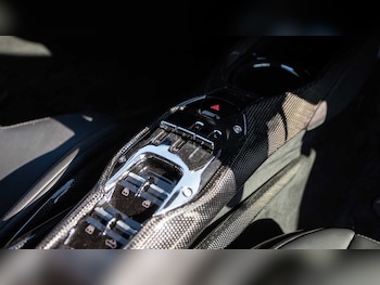 Used Ferrari 296 GTS 2023 for sale - 75218048: Photo