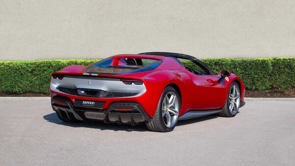 Used Ferrari 296 GTS 2023 for sale - 75218048: Photo 6