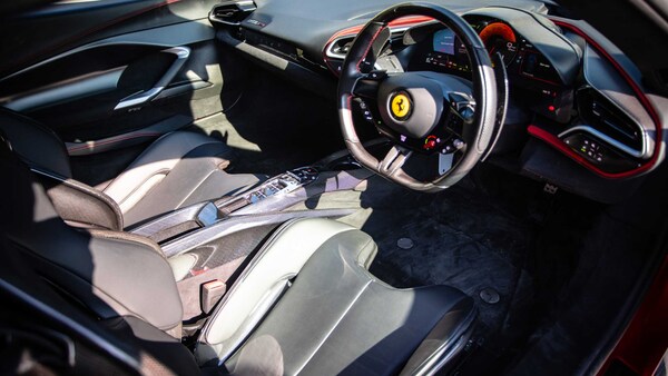 Used Ferrari 296 GTS 2023 for sale - 75218048: Photo 9