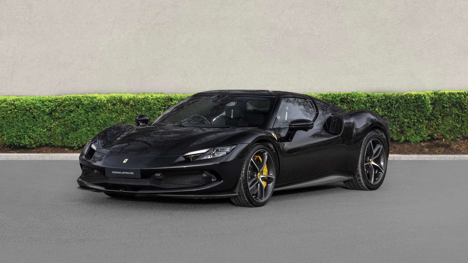 Used Ferrari 296 GTB 2022 for sale - 77233105: Photo 2