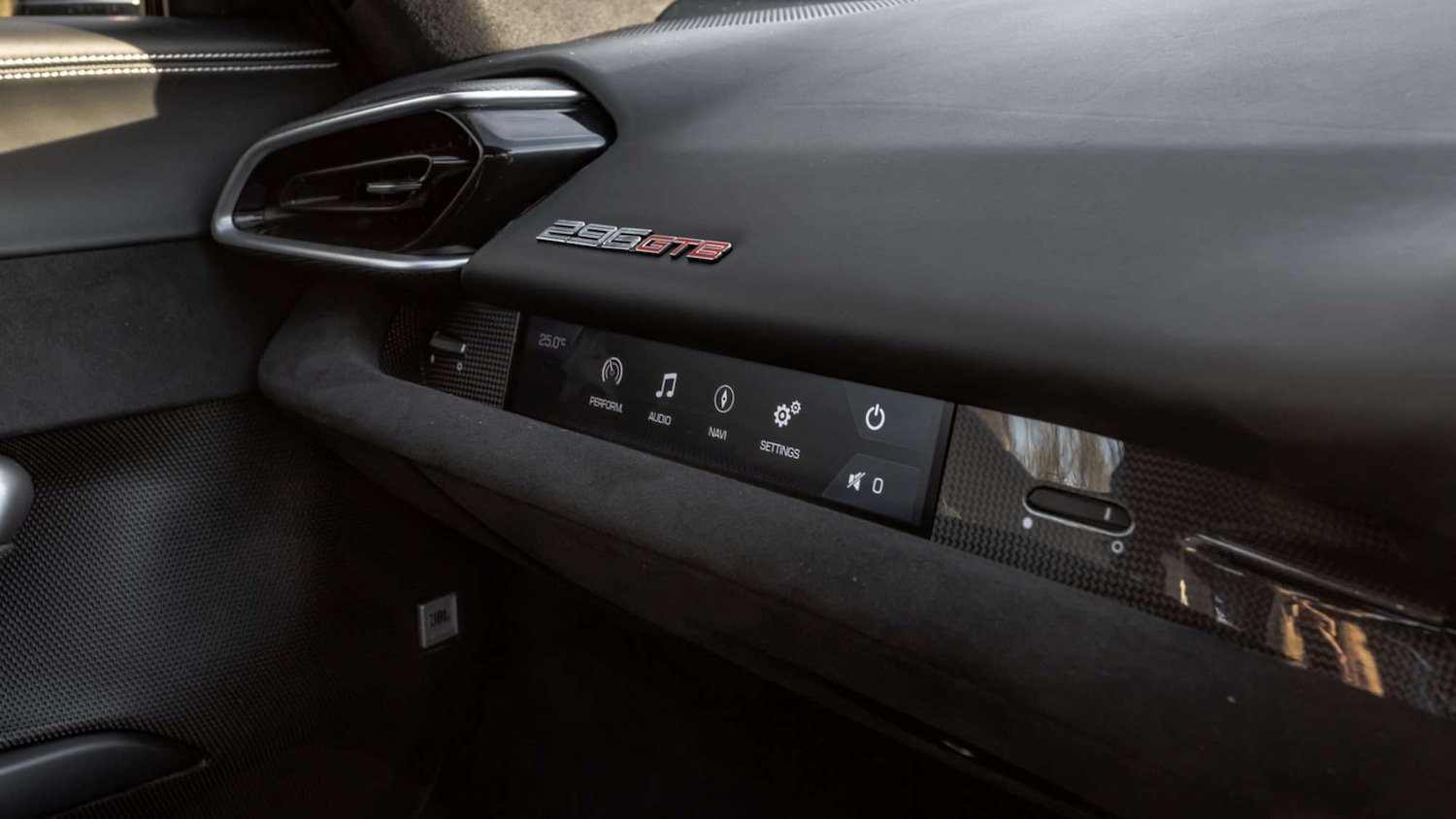 Used Ferrari 296 GTB 2022 for sale - 77233105: Photo 20