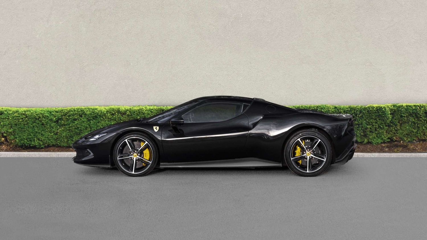 Used Ferrari 296 GTB 2022 for sale - 77233105: Photo 5