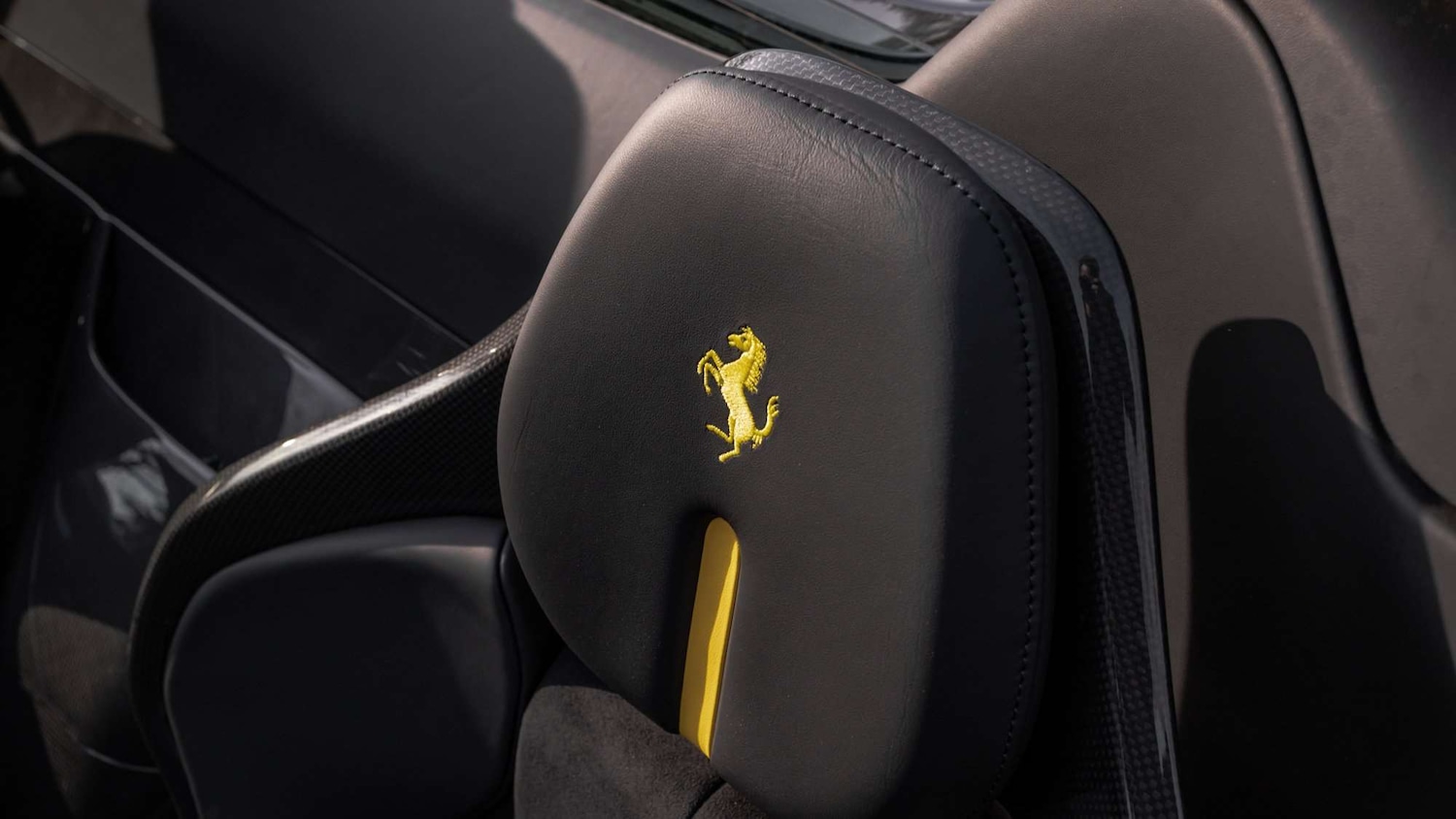 Used Ferrari SF90 Spider 2023 for sale - 77996170: Photo 16