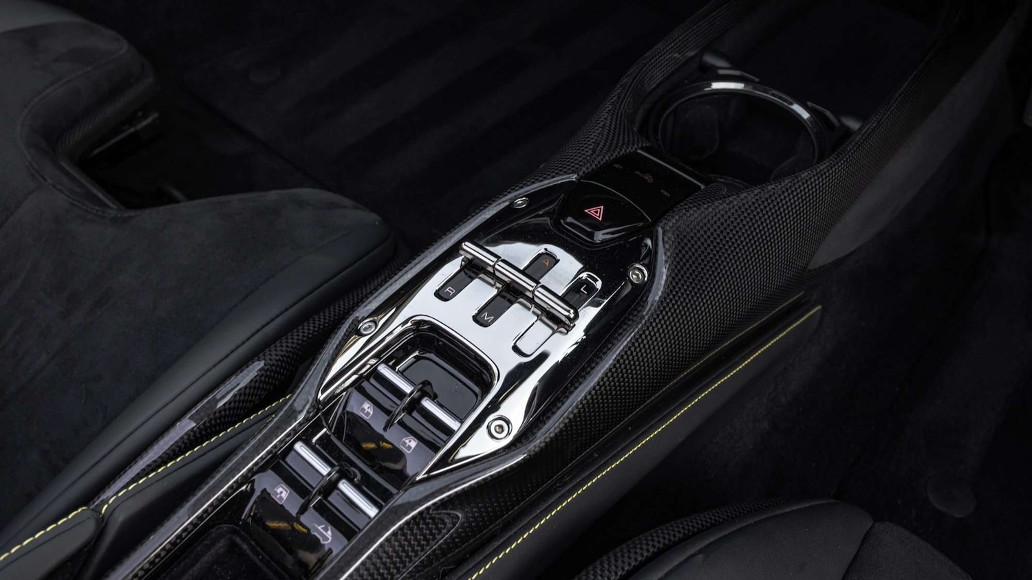 Used Ferrari SF90 Spider 2023 for sale - 77996170: Photo 23