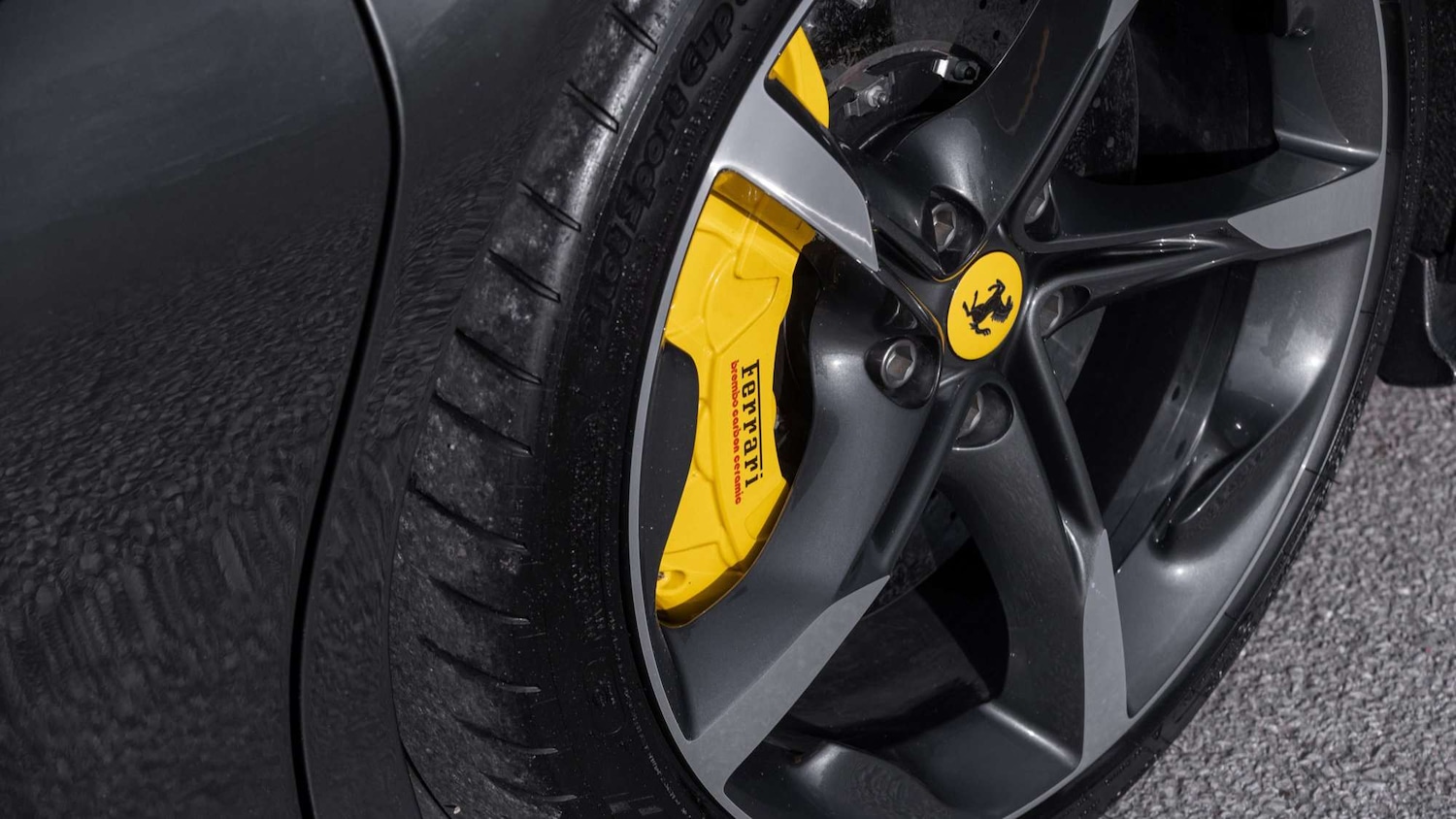 Used Ferrari SF90 Spider 2023 for sale - 77996170: Photo 35