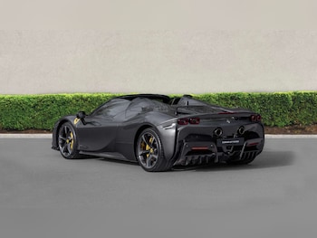 Used Ferrari SF90 Spider 2023 for sale - 77996170: Photo