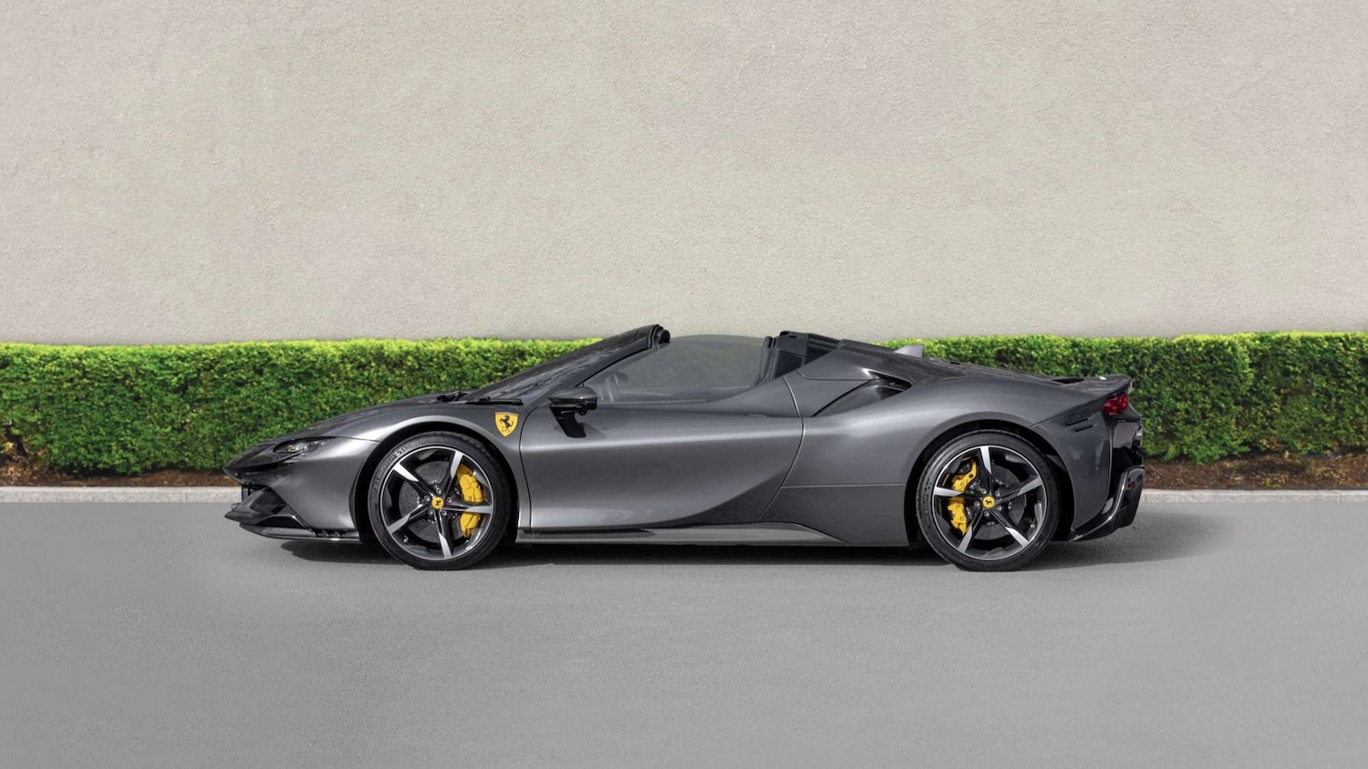 Used Ferrari SF90 Spider 2023 for sale - 77996170: Photo 9